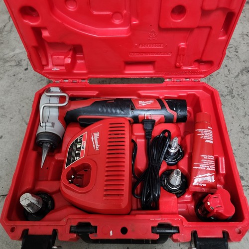 Milwaukee 2432 12v - 2432-22,